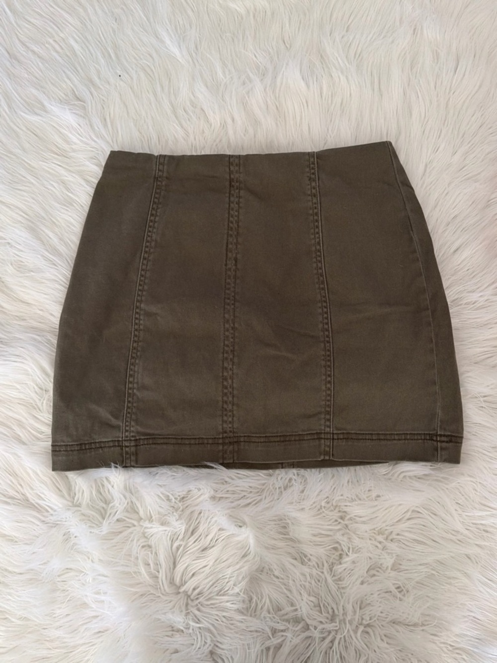 Tinseltown Olive Green Mini Skirt